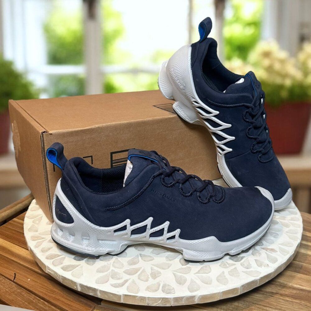 ECCO BIOM AEX Luxe HYDROMAX Leather Supportive Men’s Trainer Night Sky EU 40